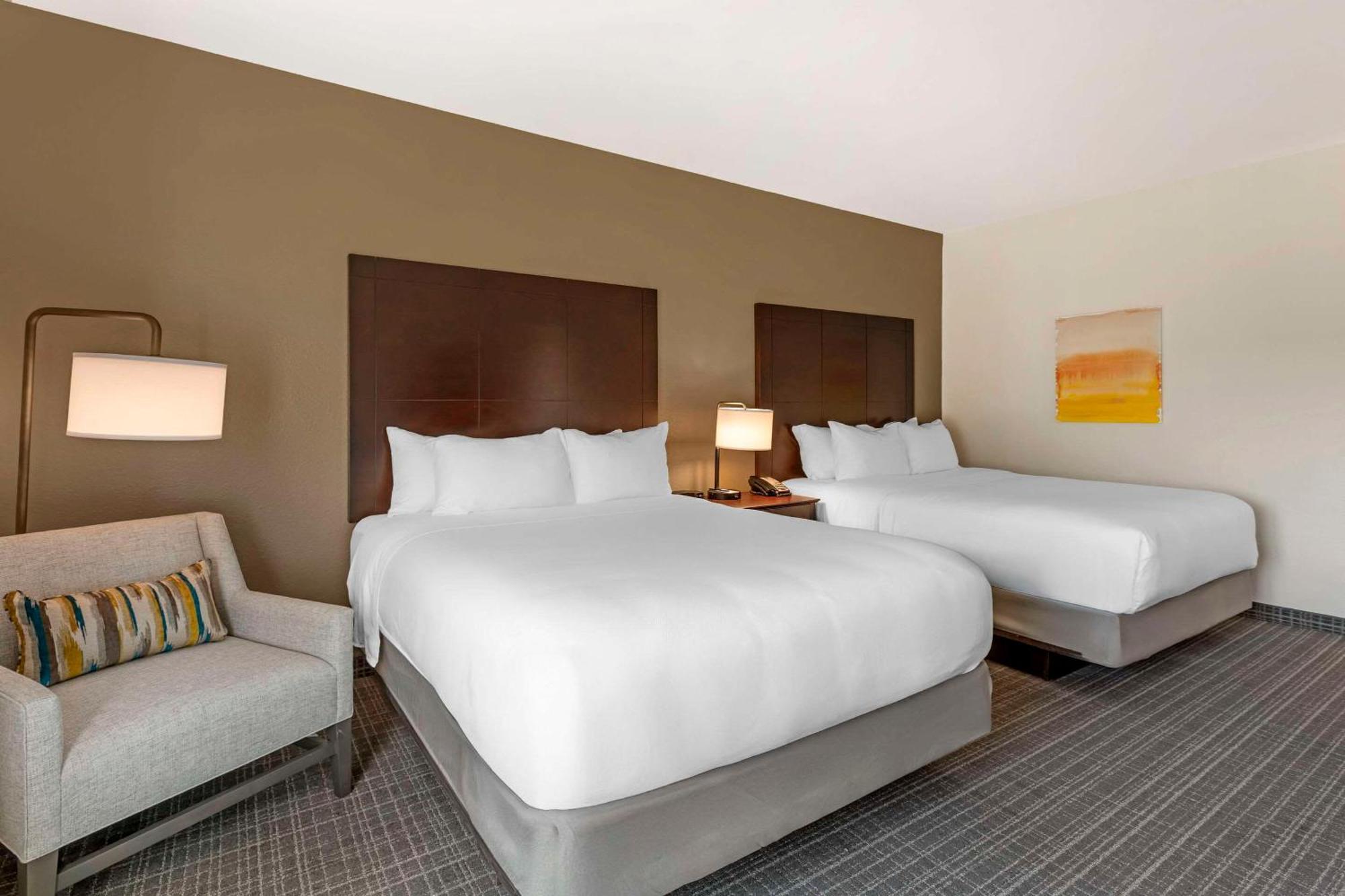 Comfort Inn & Suites Verona At Turning Stone Resort Casino Exterior foto